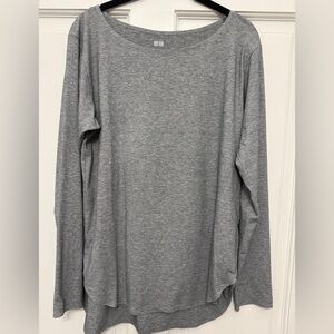 UNIQLO Airism tunic top. Like new. Polyester Lyocell silky fabric. Size M Grey
